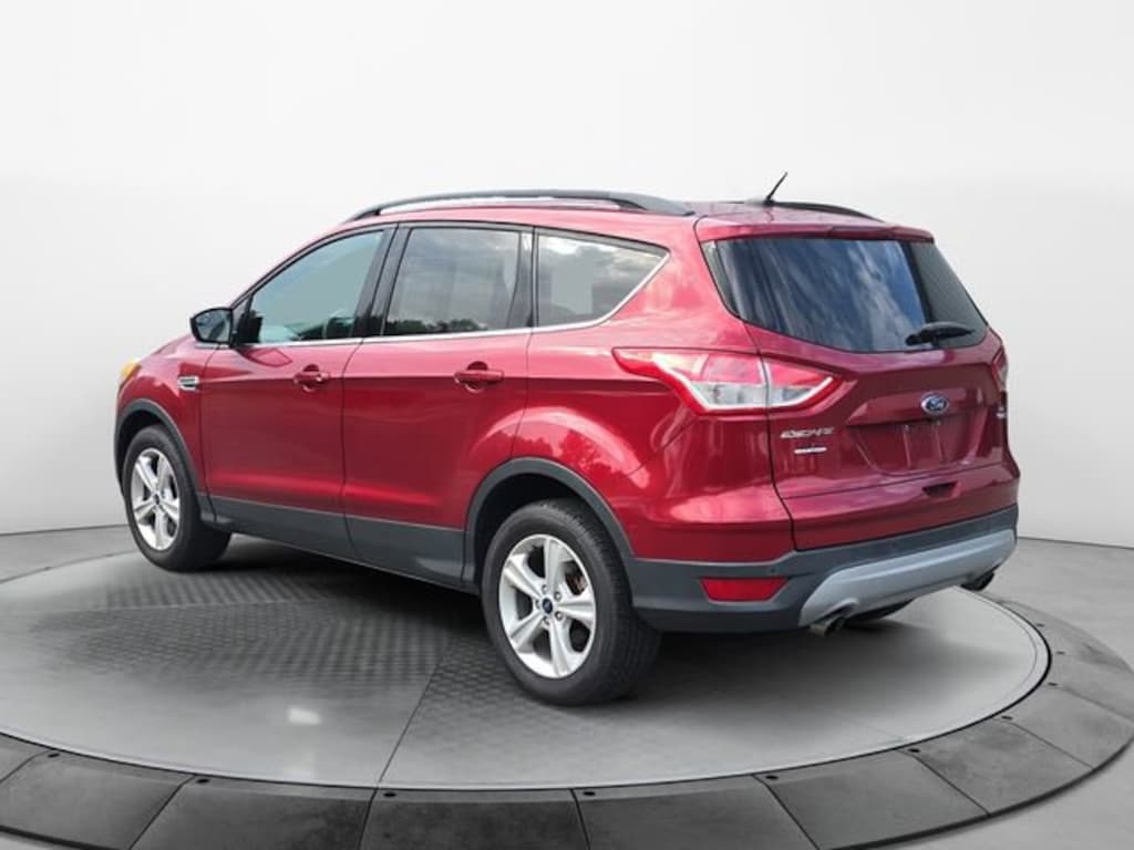 Used 2016 Ford Escape SE SUV