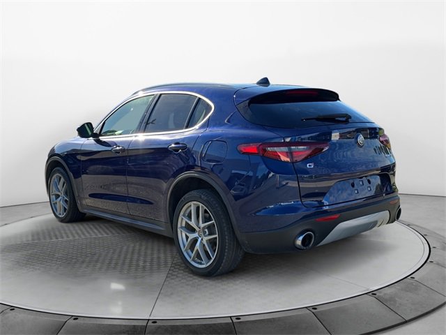 2019 Alfa Romeo Stelvio Ti photo 3