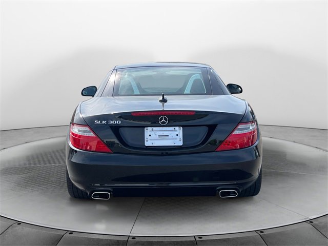 2016 Mercedes Benz SLK 300 photo 4