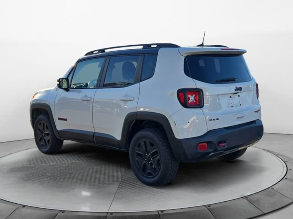 Used 2018 Jeep Renegade Trailhawk SUV
