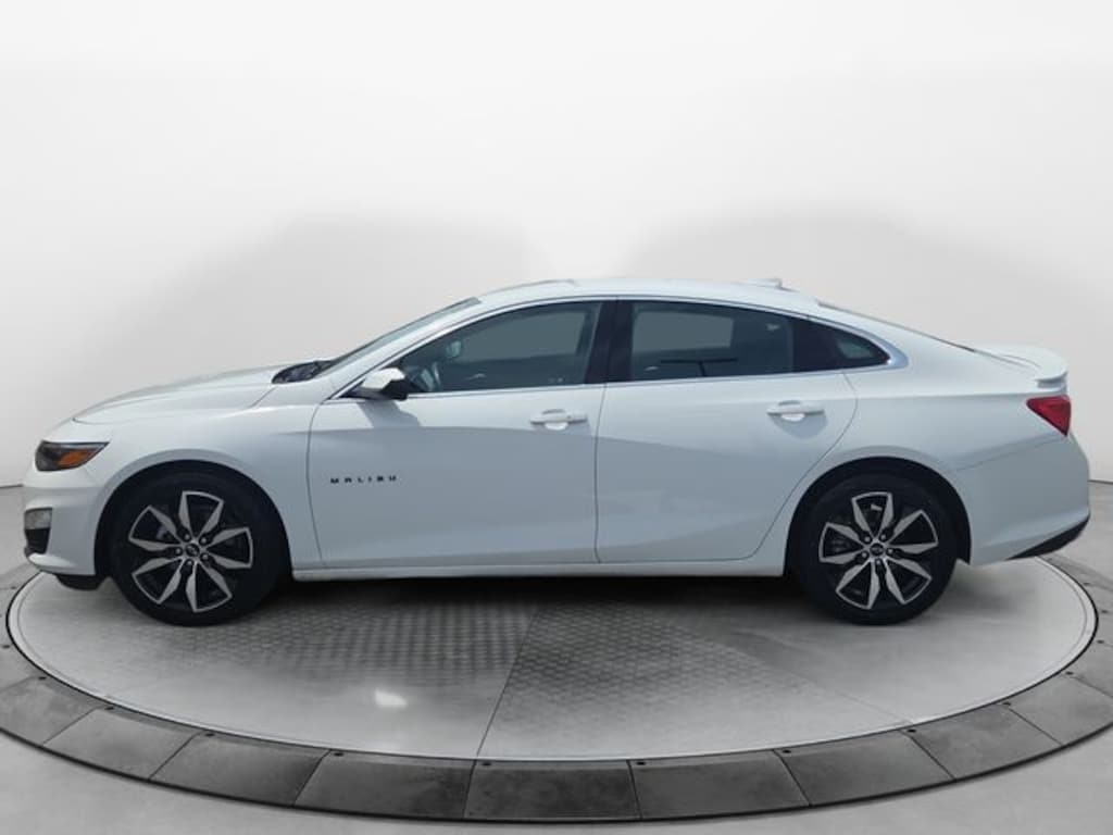 Used 2024 Chevrolet Malibu RS Sedan