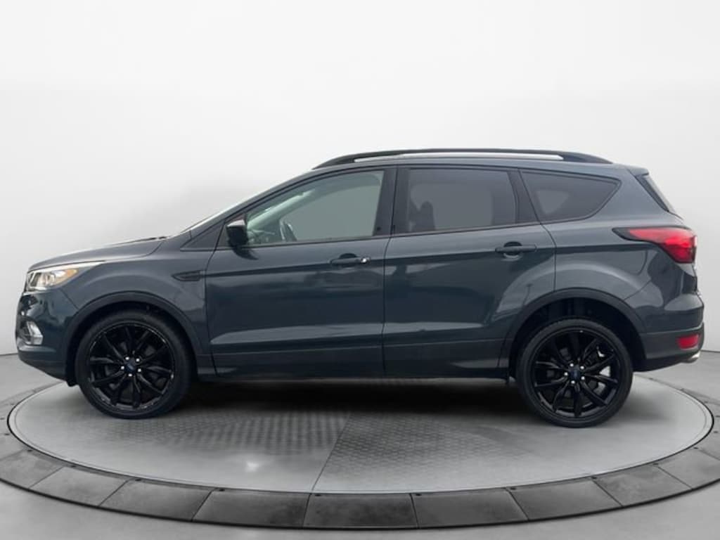 Used 2019 Ford Escape SE SUV