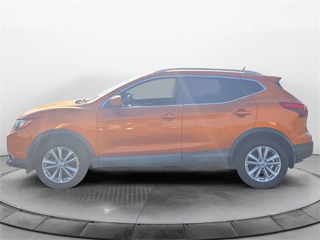 Used 2017 Nissan Rogue Sport SV SUV