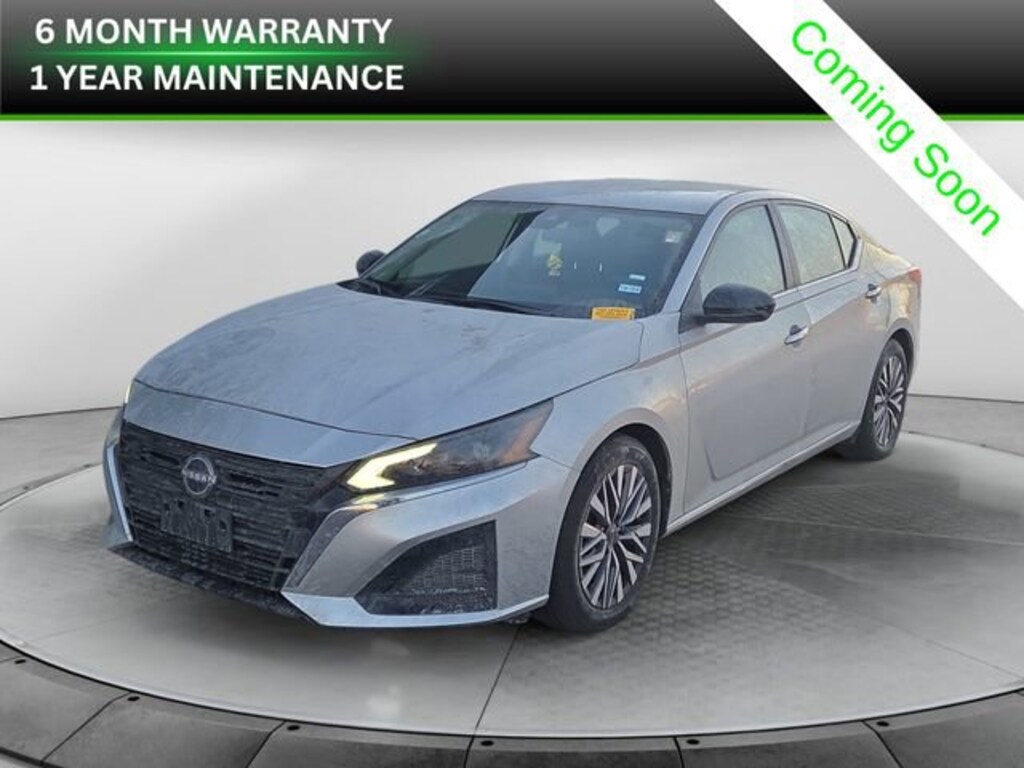 Used 2024 Nissan Altima 2.5 SV Sedan