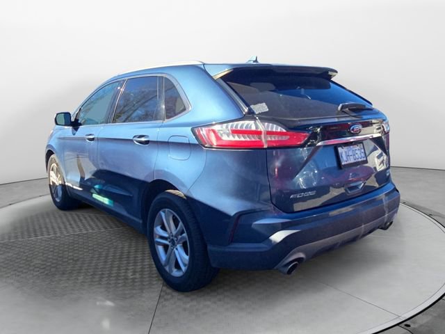2019 Ford Edge SEL photo 2