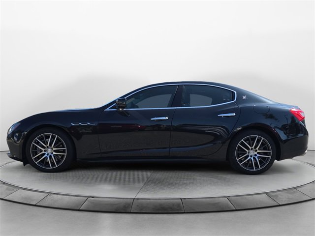 2015 Maserati Ghibli photo 2