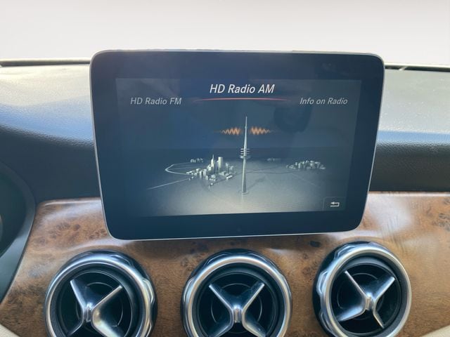 2018 Mercedes-Benz GLA-Class GLA250 - Photo 24