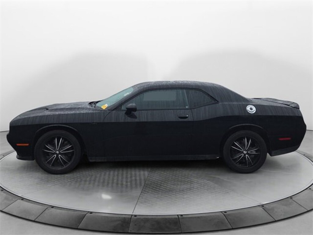 Used 2016 Dodge Challenger SXT Plus Coupe