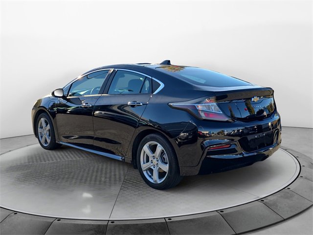 2018 Chevrolet Volt LT photo 3