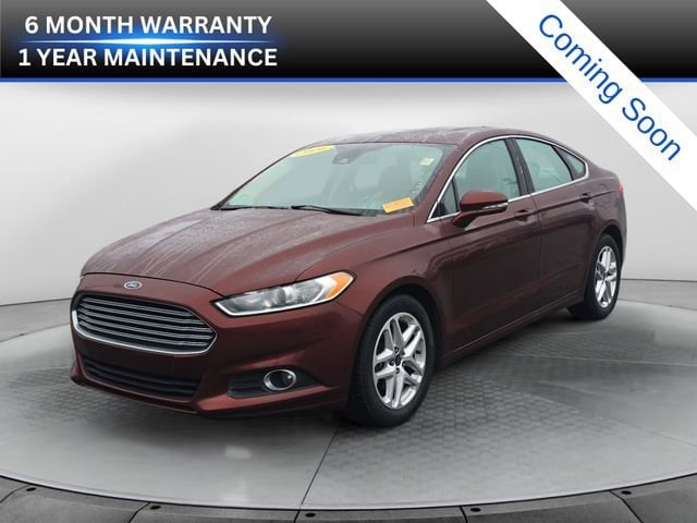 2016 Ford Fusion SE's photo