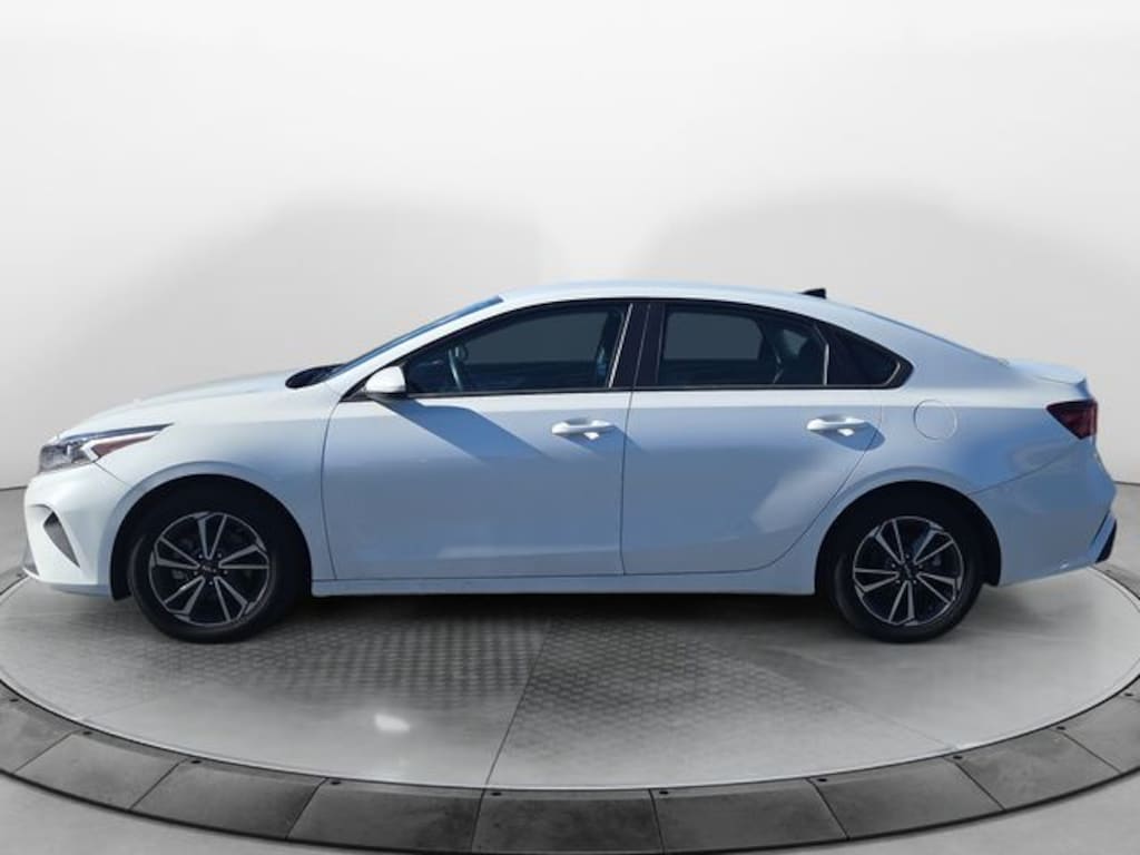 Used 2023 Kia Forte LXS Sedan