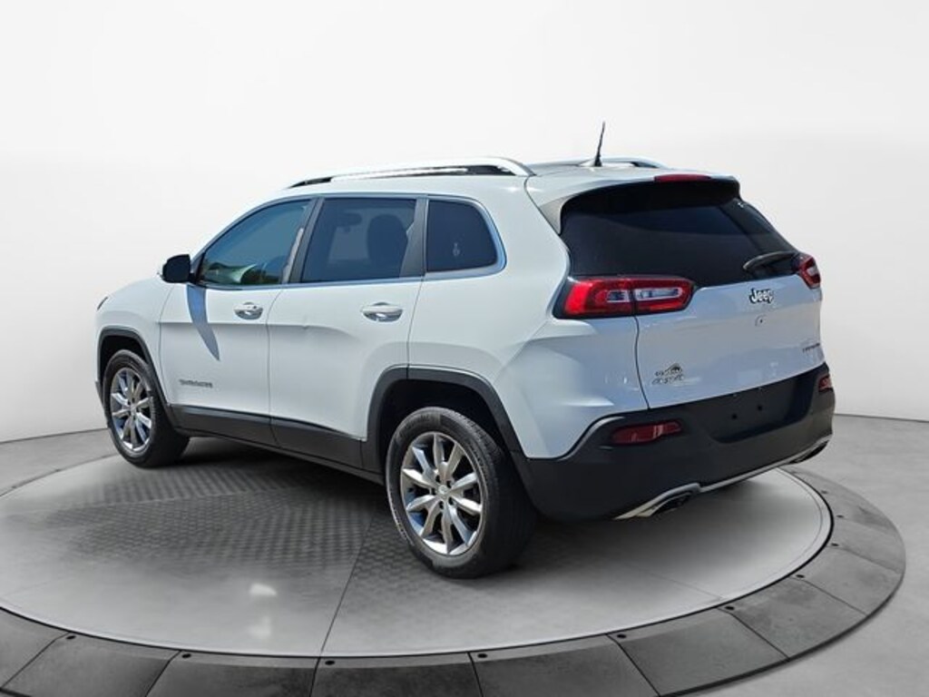 Used 2018 Jeep Cherokee Limited 4x4 SUV