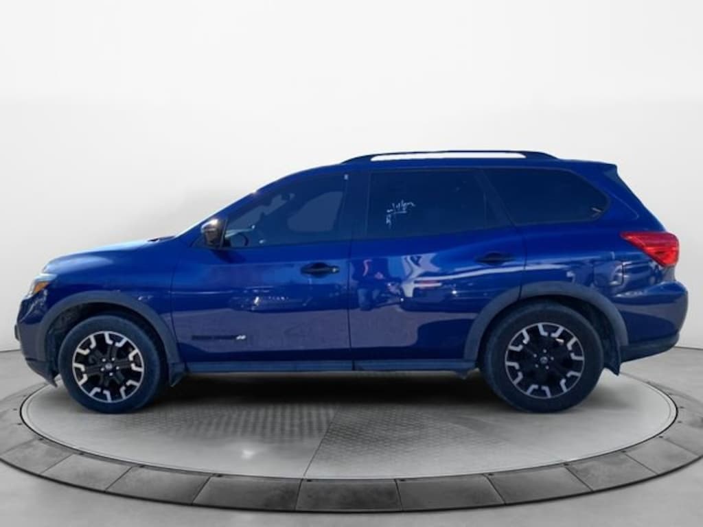 Used 2020 Nissan Pathfinder SL SUV