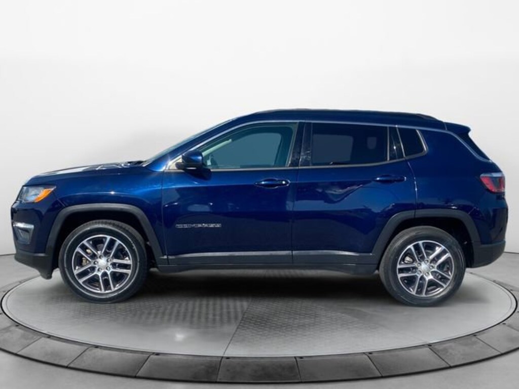 Used 2018 Jeep Compass Latitude SUV