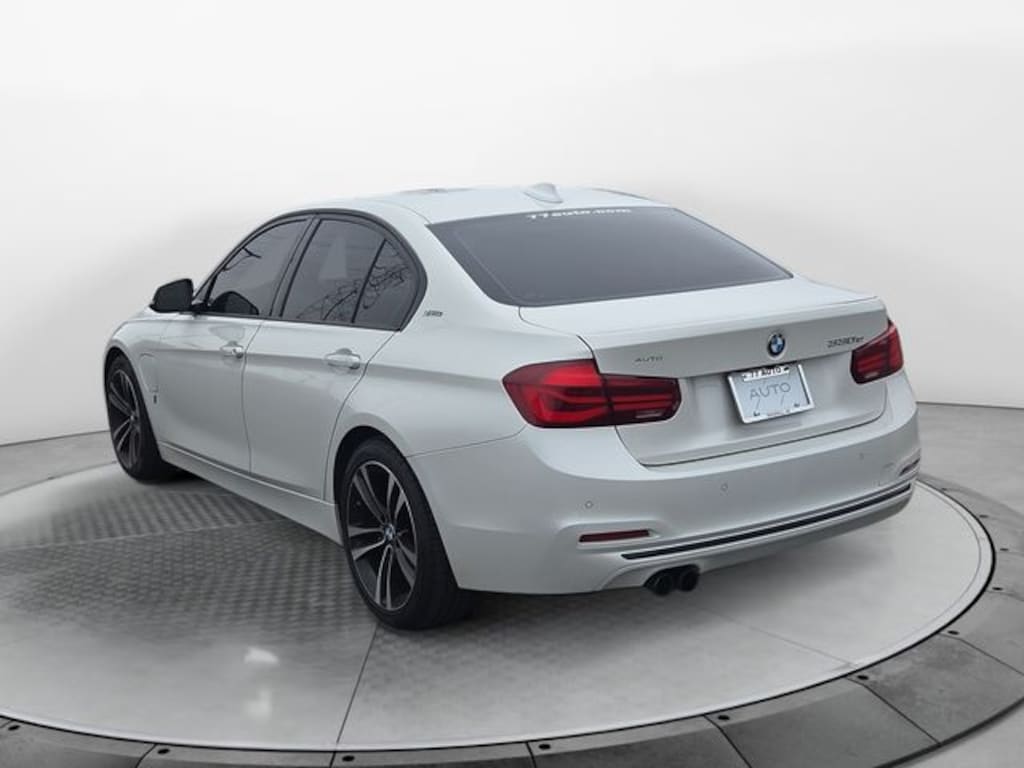 Used 2018 BMW 330e iPerformance Sedan