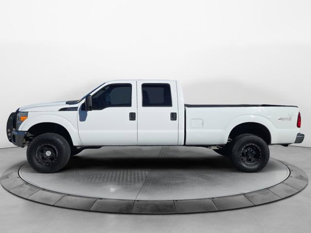 Used 2016 Ford F-250 XL Truck Crew Cab