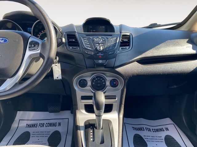 2019 Ford Fiesta SE - Photo 11