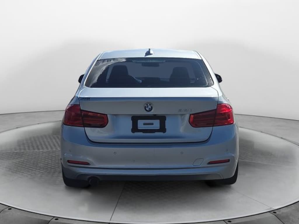 Used 2017 BMW 320i 320i Sedan