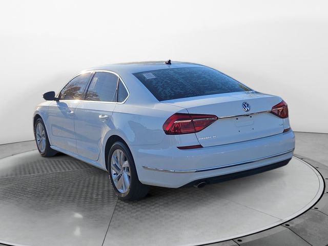 2018 Volkswagen Passat 2.0T SE photo 3