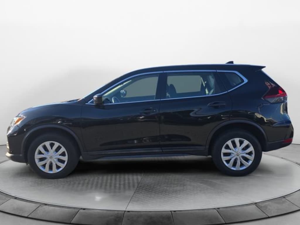 Used 2019 Nissan Rogue S SUV