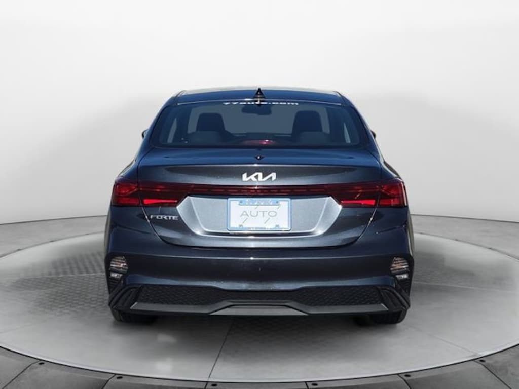 Used 2023 Kia Forte LXS Sedan