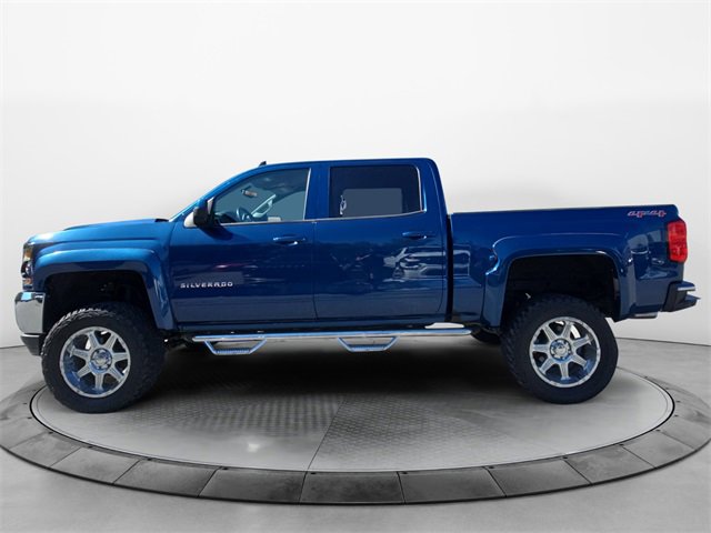 2016 Chevrolet Silverado 1500 LT photo 2