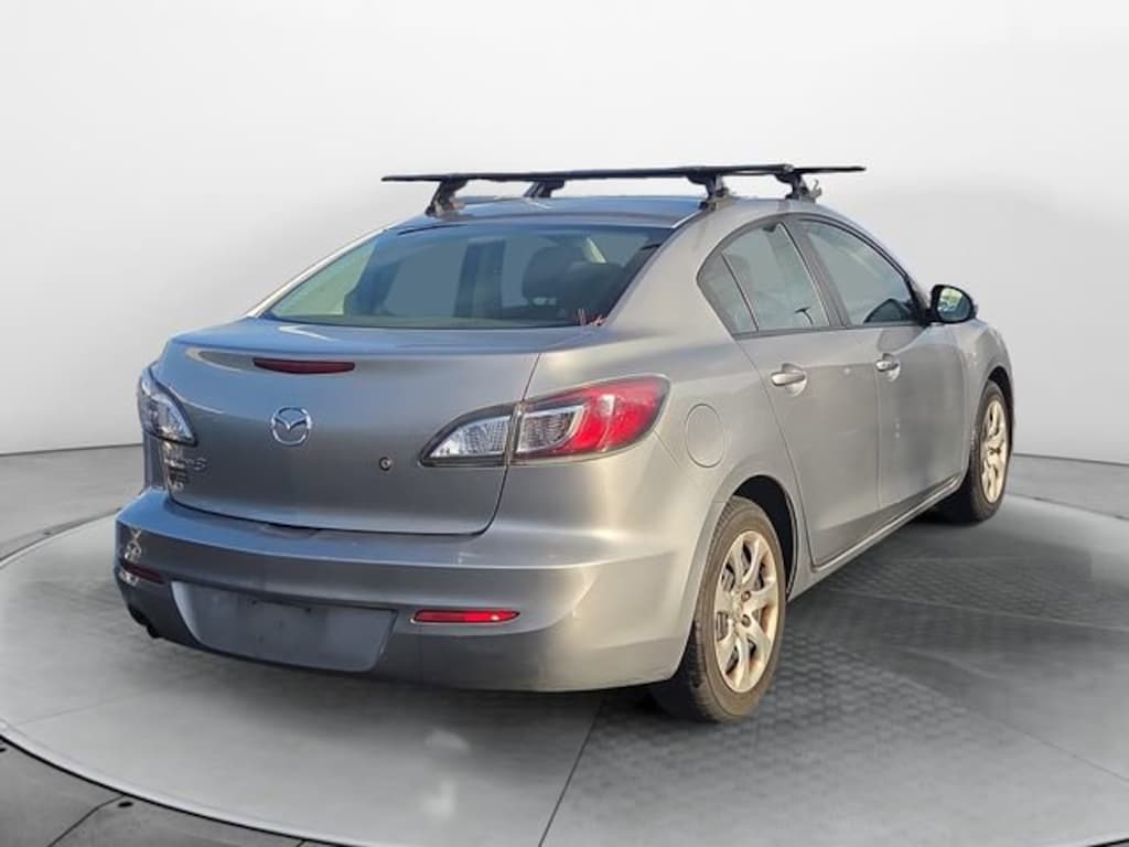 Used 2013 Mazda Mazda3 i SV Sedan