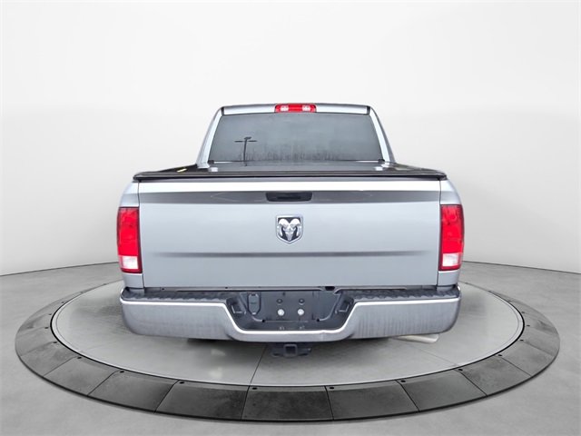 2022 Ram 1500 Classic Tradesman photo 3