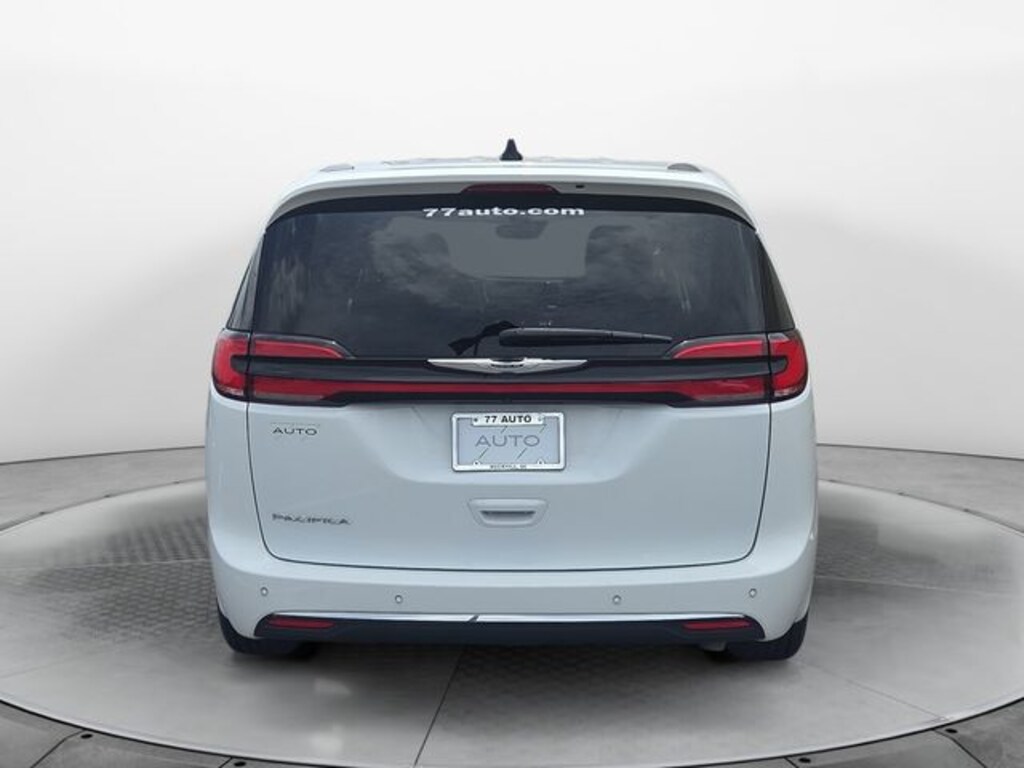 Used 2023 Chrysler Pacifica Touring L Van Passenger Van