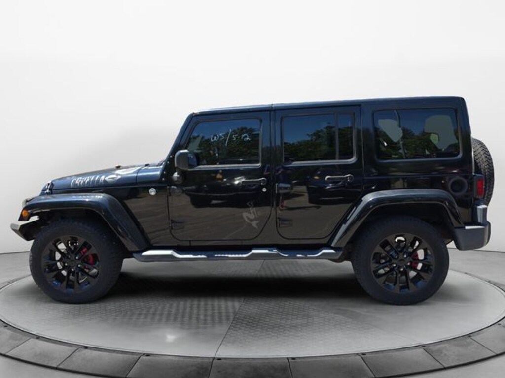 Used 2014 Jeep Wrangler Unlimited Sahara 4x4 SUV