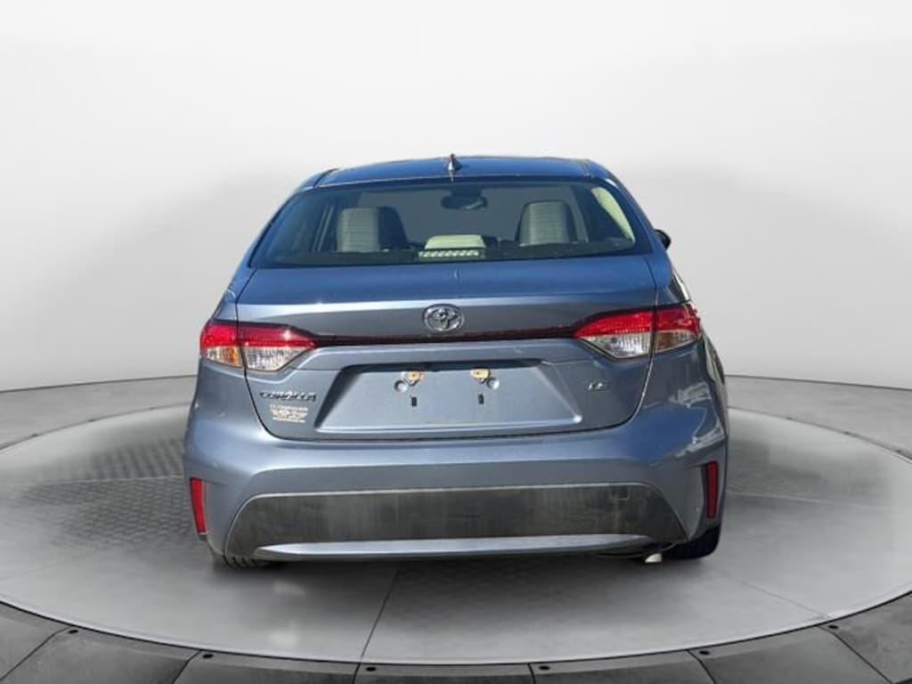 Used 2020 Toyota Corolla LE Sedan