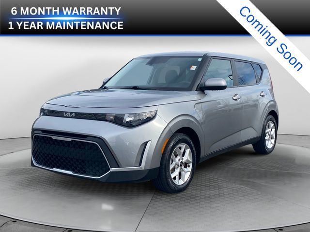 2023 Kia Soul LX's photo