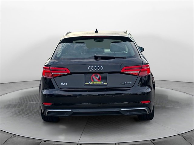 2018 Audi A3 E-tron Premium Plus photo 4