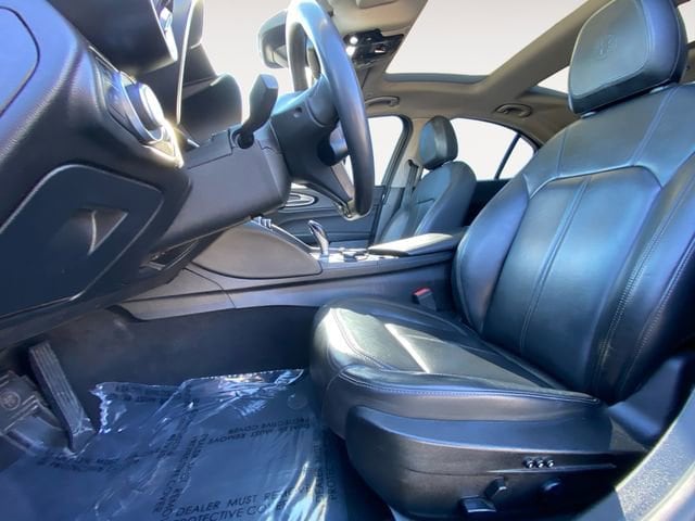 2017 Alfa Romeo Giulia Base - Photo 9