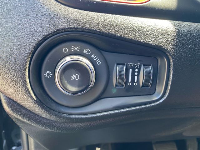 2016 Jeep Renegade Trailhawk - Photo 18