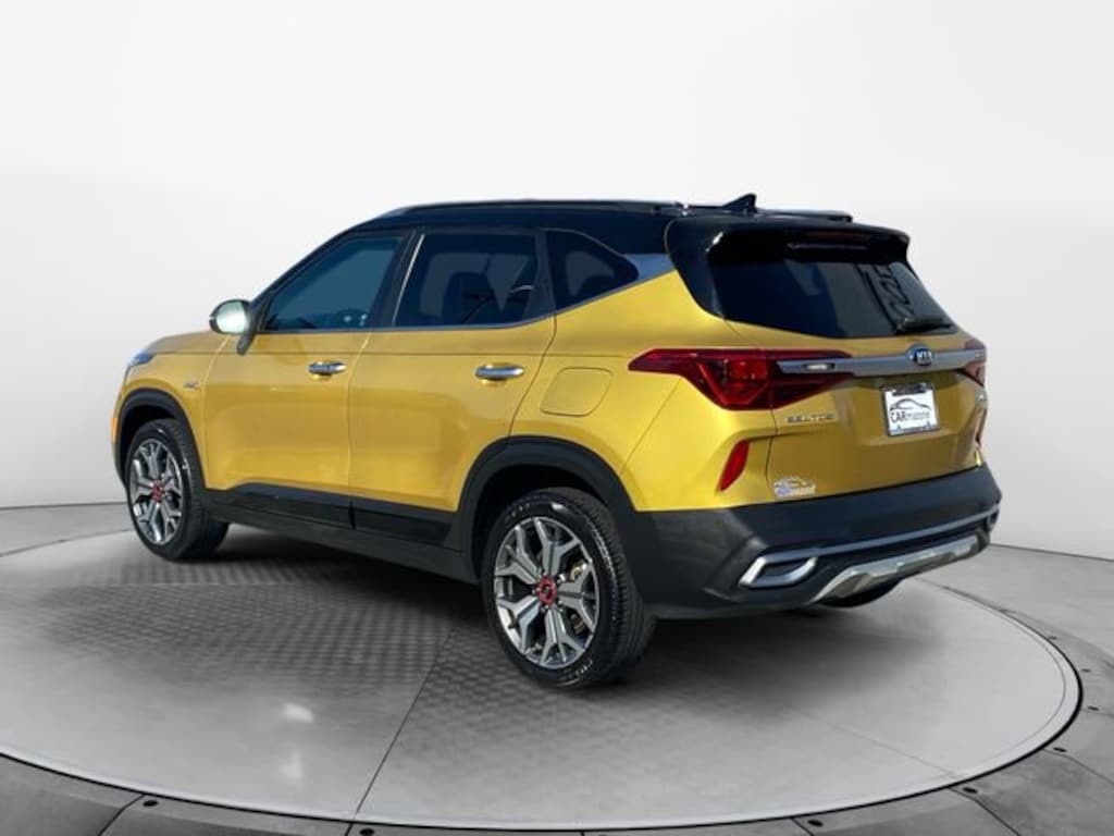 Used 2021 Kia Seltos SX SUV