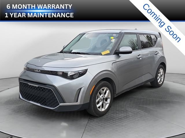 2023 Kia Soul LX's photo