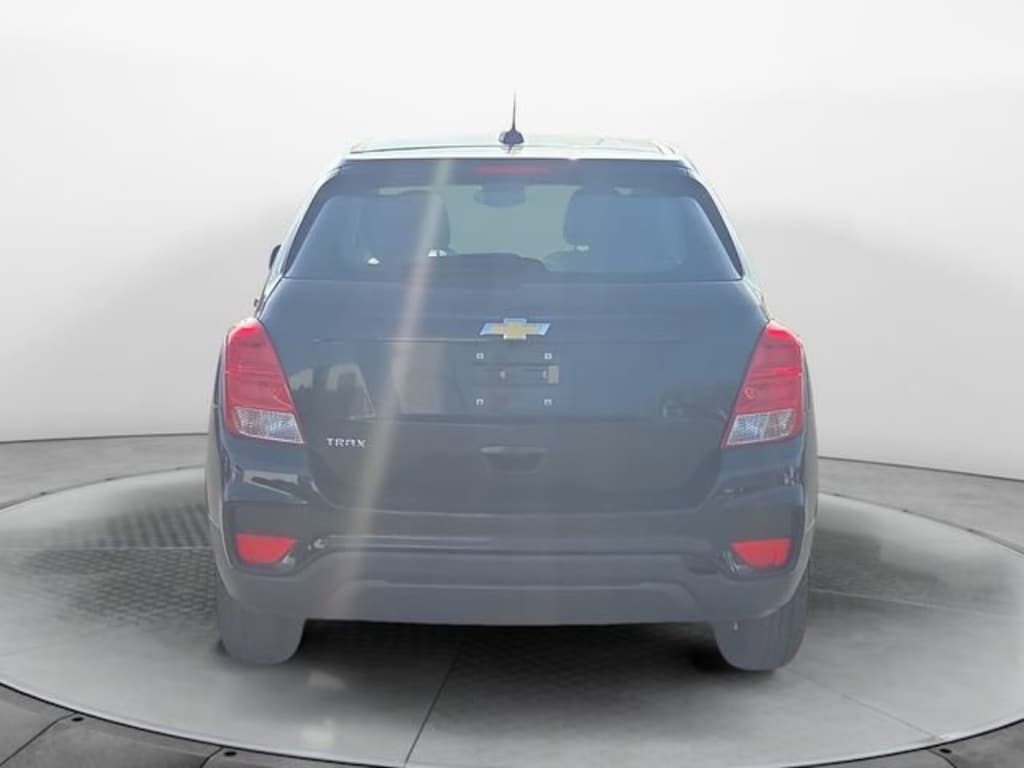 Used 2018 Chevrolet Trax LS SUV