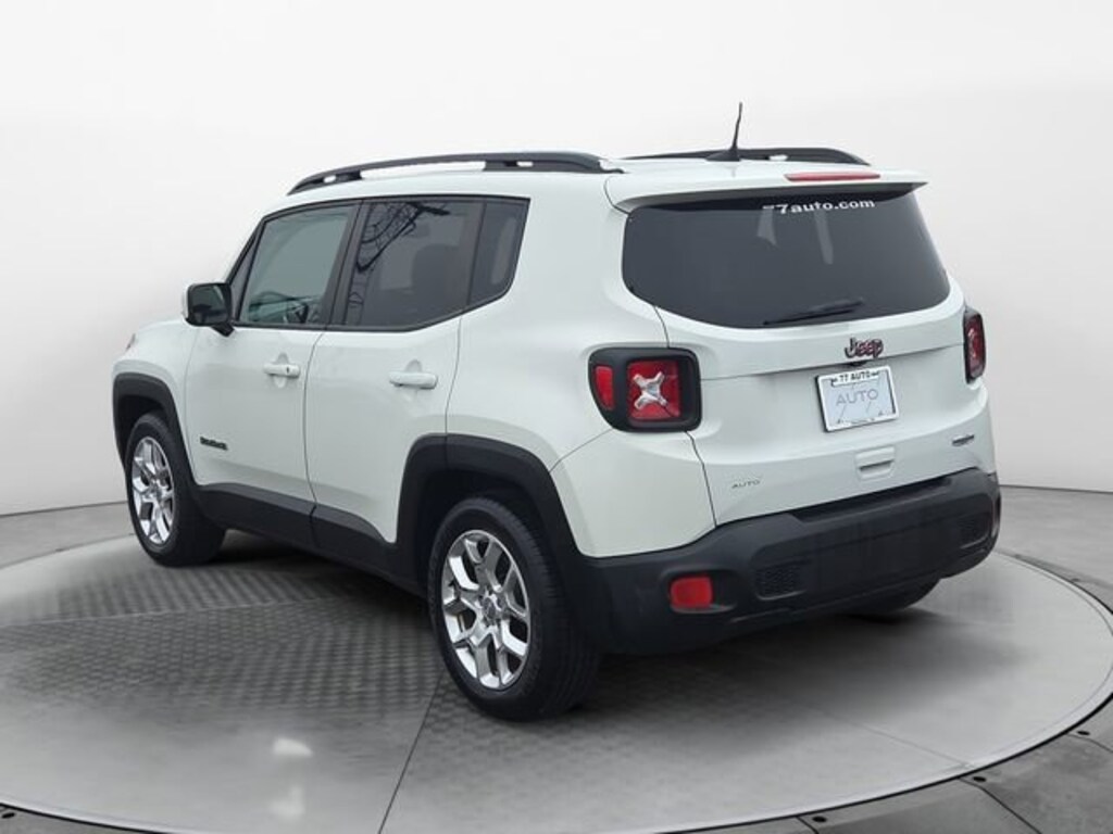 Used 2018 Jeep Renegade Latitude SUV