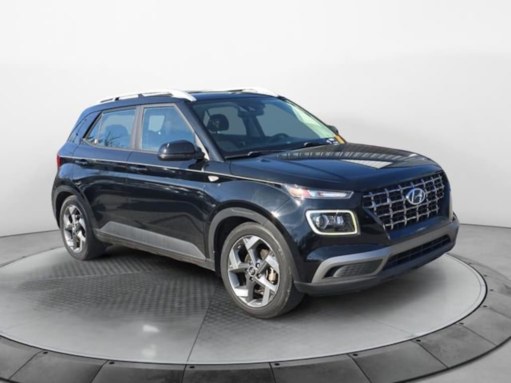 Used 2020 Hyundai Venue SEL SUV