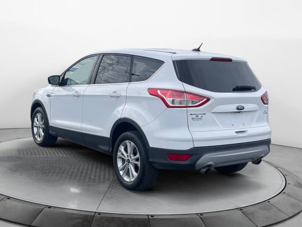 Used 2016 Ford Escape SE SUV