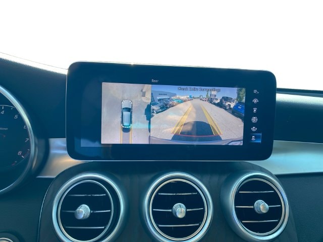 2021 Mercedes-Benz GLC GLC300 - Photo 25