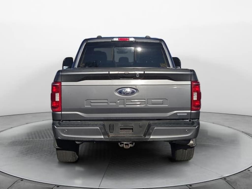 Used 2022 Ford F-150 XLT Truck SuperCrew Cab