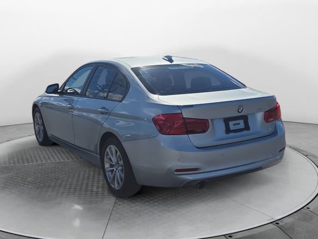 Used 2017 BMW 320i 320i Sedan