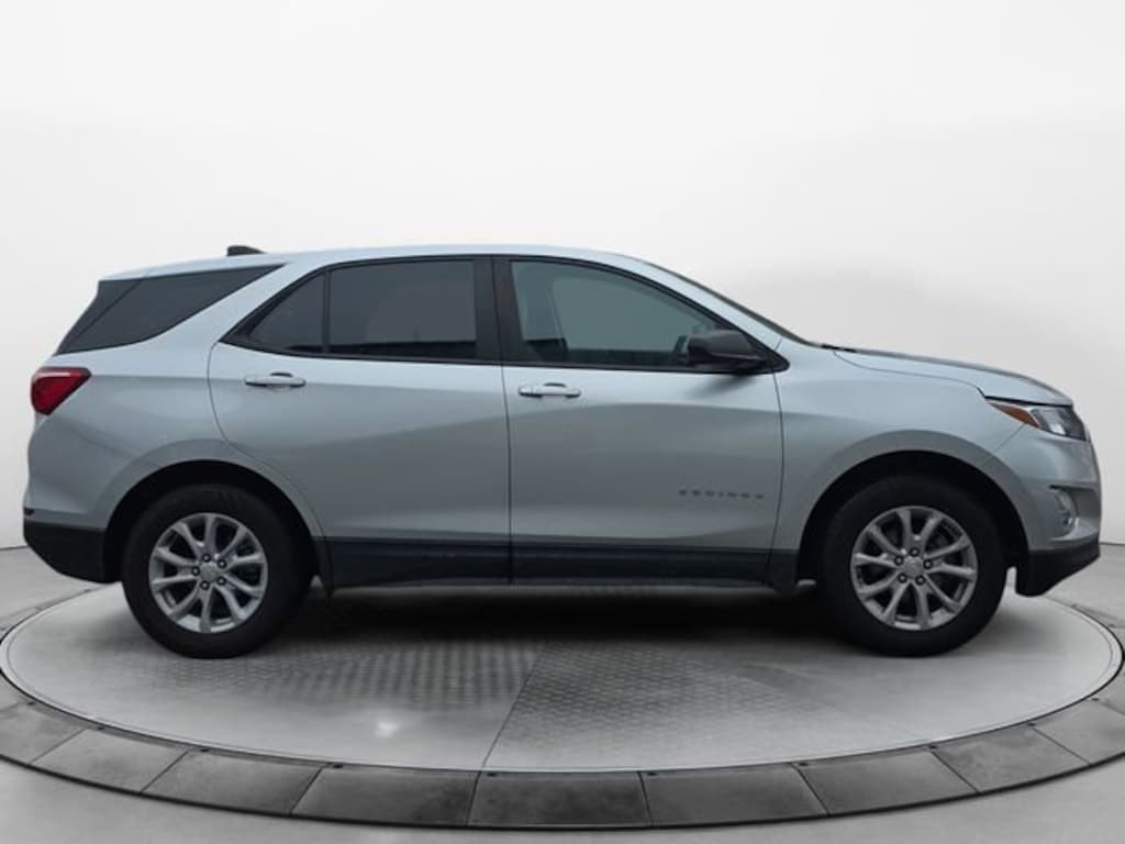 Used 2021 Chevrolet Equinox LS SUV