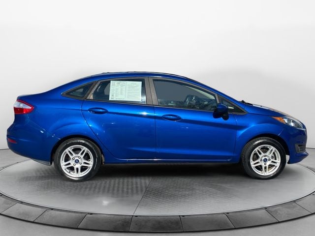 2019 Ford Fiesta SE - Photo 6