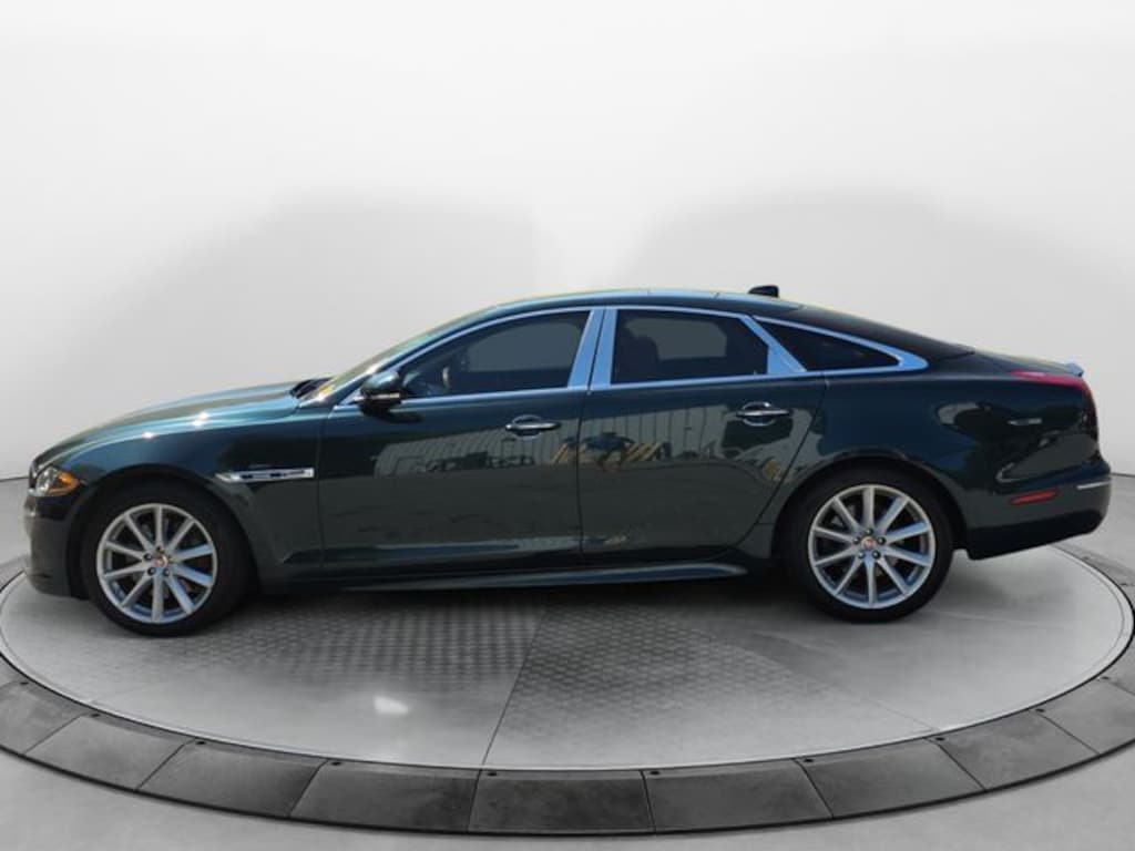 Used 2017 Jaguar XJ XJ R-Sport Sedan