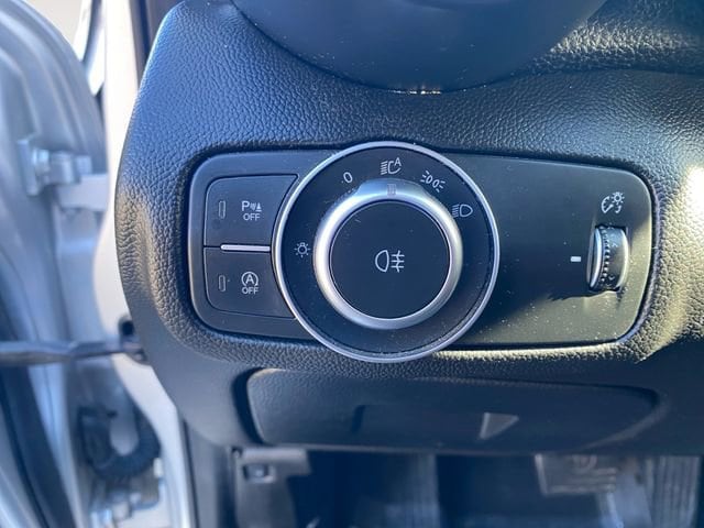 2017 Alfa Romeo Giulia Base - Photo 18