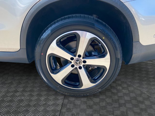 2021 Mercedes-Benz GLC GLC300 - Photo 33