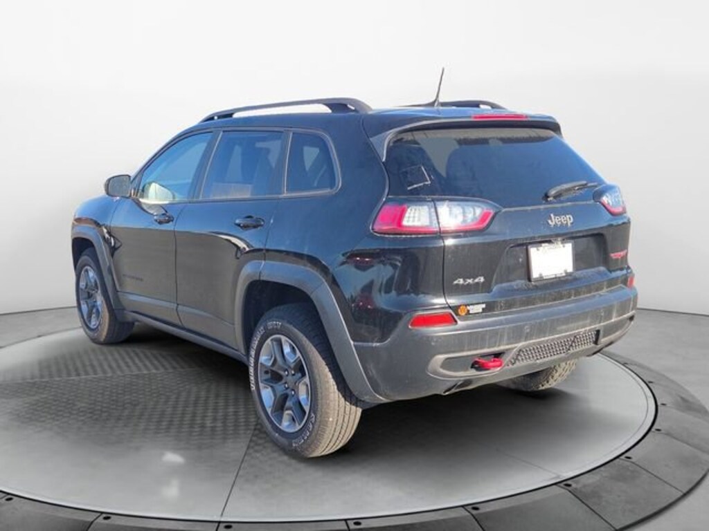 Used 2019 Jeep Cherokee Trailhawk SUV